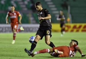 Luciano Guaycochea: Dari Perak FC ke Persib, Ini Perjalanan dan Statistiknya