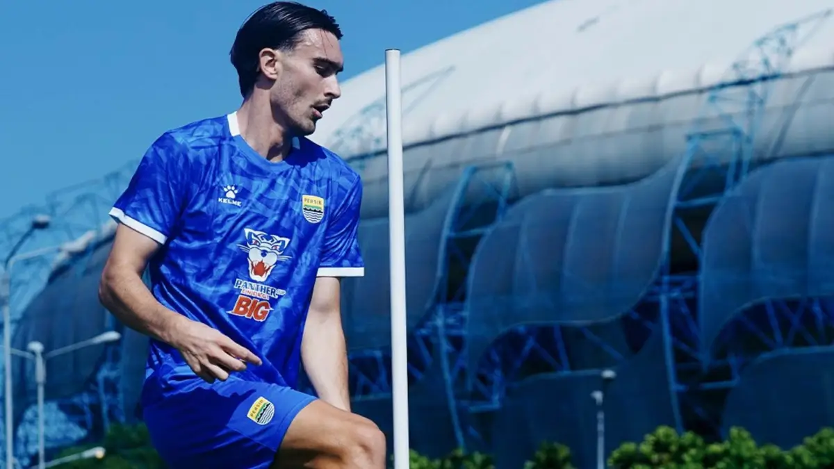 Profil Andrew Jung,  Striker  Asal Prancis